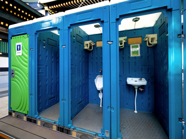Portable Toilet Options We Offer in Hunters Creek, FL